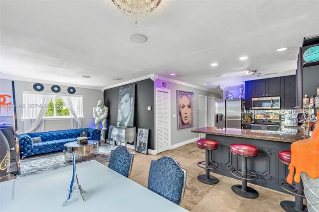 5 of 27 - 121 Nw 47th Street, Miami, FL