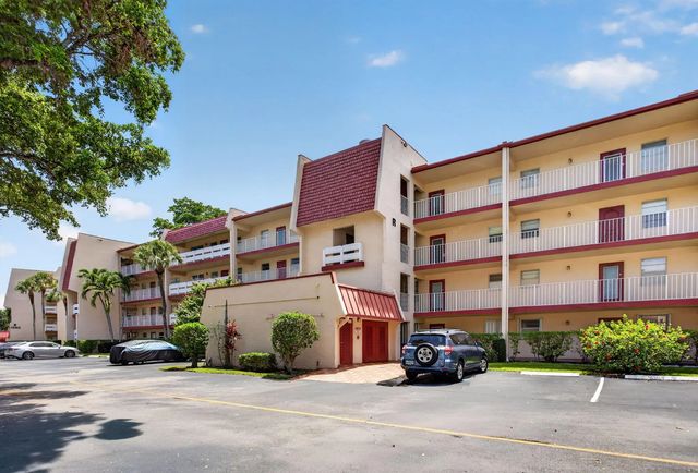 1030 Country Club Drive #205, Margate
