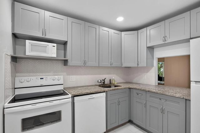 5 of 41 - 1030 Country Club Drive #205, Margate, FL