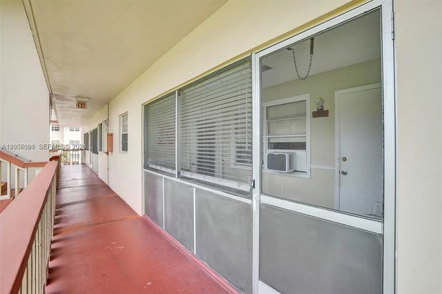 2 of 13 - 5300 Washington Street #t220, Hollywood, FL