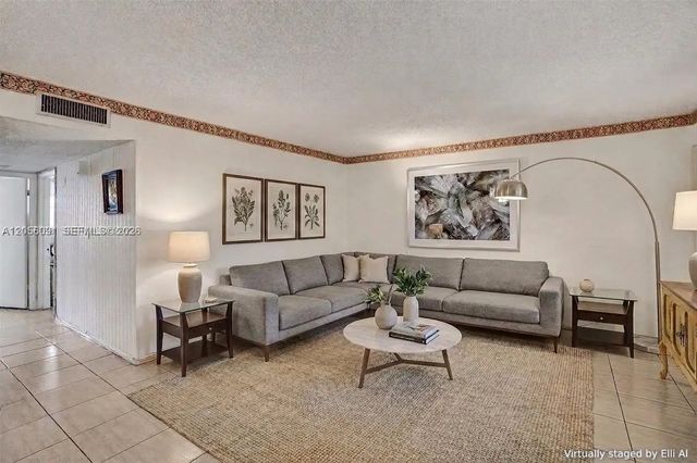 4 of 13 - 5300 Washington Street #t220, Hollywood, FL
