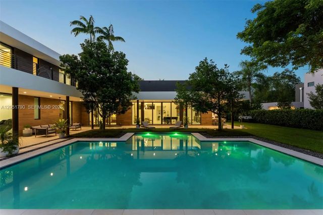 5 of 39 - 7502 Sw 102nd Street, Pinecrest, FL
