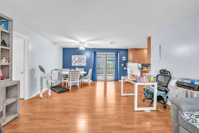 4 of 28 - 9240 Honeywell Road, Lake Worth, FL