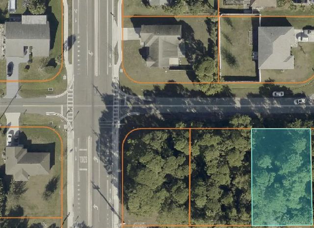 2 of 3 - 866 Se Walters Terrace, Port St. Lucie, FL