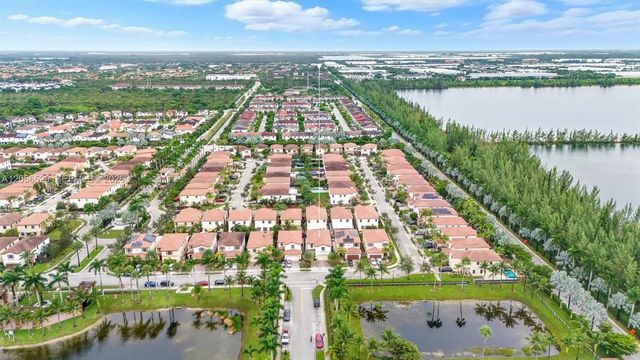 4 of 41 - 8870 Nw 99th Path, Doral, FL
