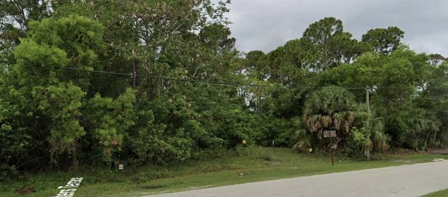 3 of 3 - 850 Se Walters Terrace, Port St. Lucie, FL