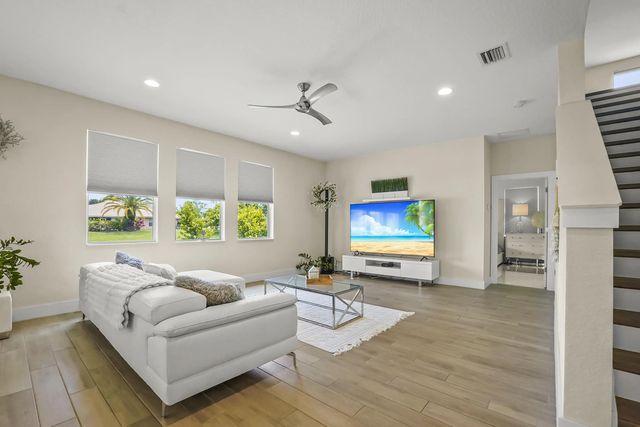3 of 36 - 11971 Cypress Key Way, Royal Palm Beach, FL