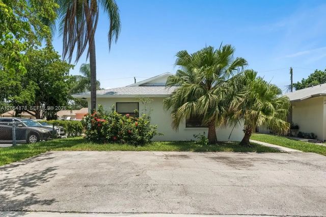 19 Se 4th Terrace, Dania Beach