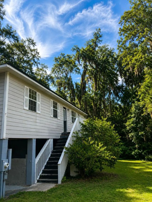 2 of 3 - 2150 Sw 14th Street, Gainesville, FL