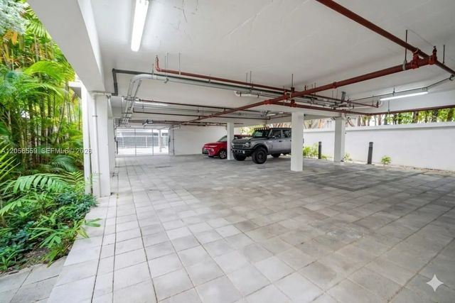 2 of 11 - 619 Meridian Avenue #4, Miami Beach, FL