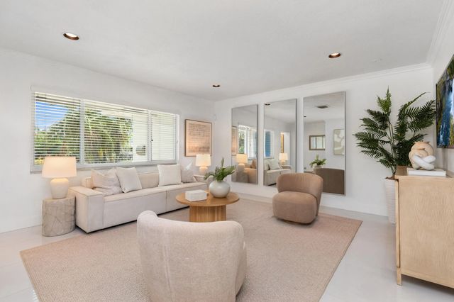 5 of 32 - 1771 Ne 33rd Street, Oakland Park, FL