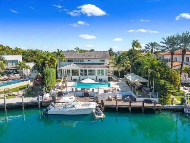 2 of 25 - 6832 Sunrise Court, Coral Gables, FL