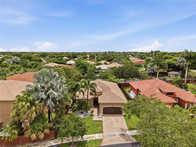2 of 28 - 2233 Se 14th Circle, Homestead, FL