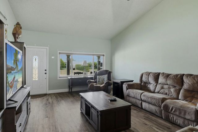 4 of 26 - 7779 Blairwood Circle N, Lake Worth, FL