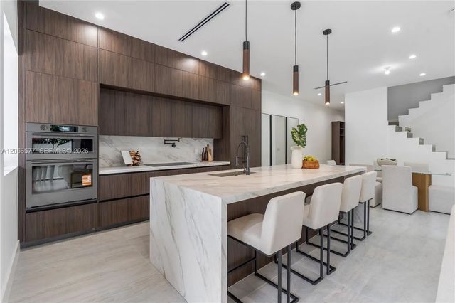 5 of 19 - 1234 Ne 17th Terrace, Fort Lauderdale, FL