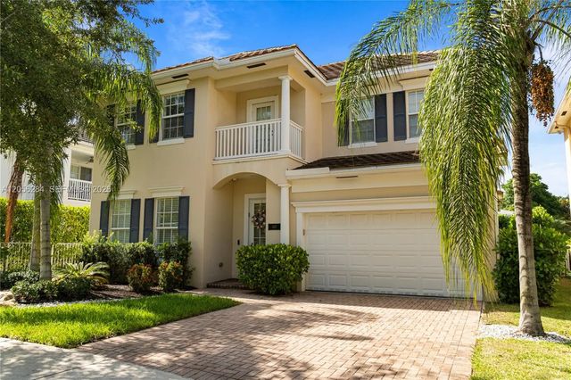 3 of 30 - 1327 Sw 21st Court, Fort Lauderdale, FL