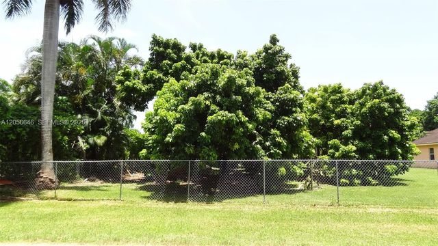 5 of 6 - 4 Ne Av 152 Street, Miami, FL