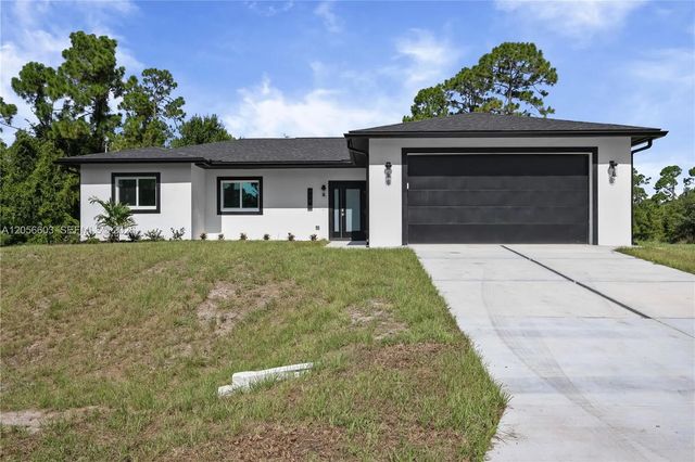 828 Genoa Avenue S, Lehigh Acres