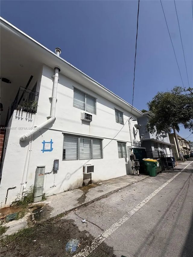 5 of 6 - 934 Meridian Avenue, Miami Beach, FL