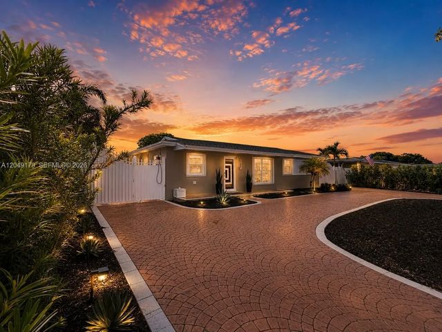 20501 Nw 44th Court, Miami Gardens