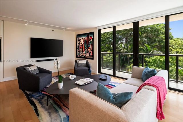 5 of 40 - 2575 S Bayshore Drive #5b, Coconut Grove, FL