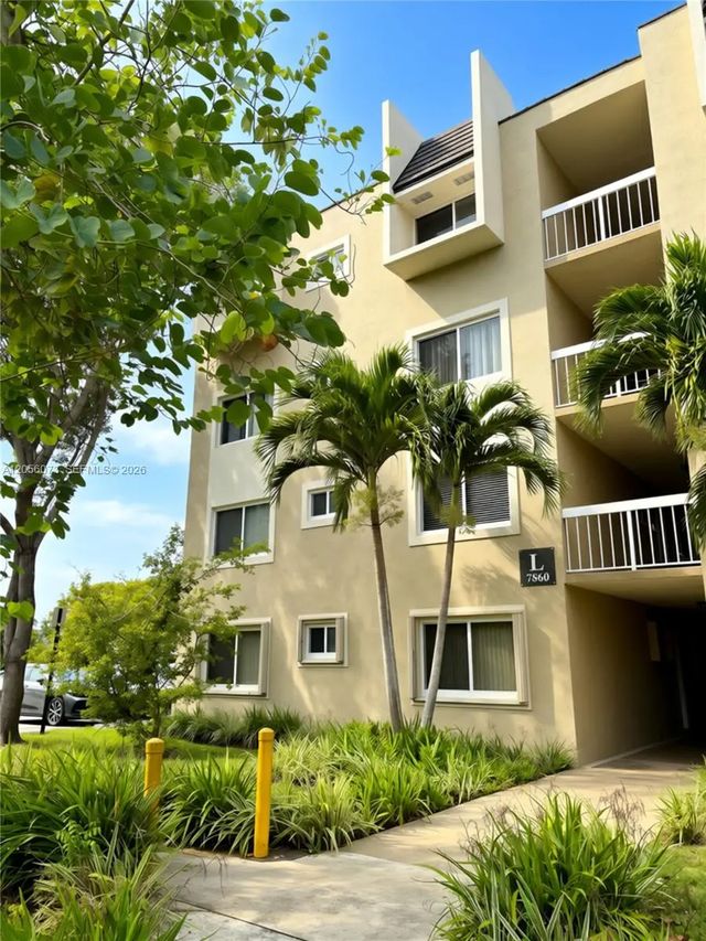 7860 Camino Real #311, Miami