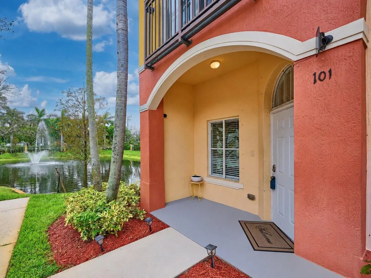 101 S Santa Catalina Circle #101, North Lauderdale