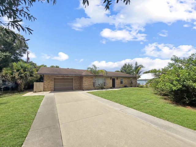 801 W Weatherbee Road, Fort Pierce