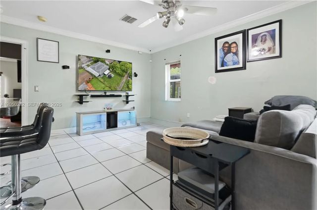 5 of 33 - 1630 Nw 124th Street, North Miami, FL