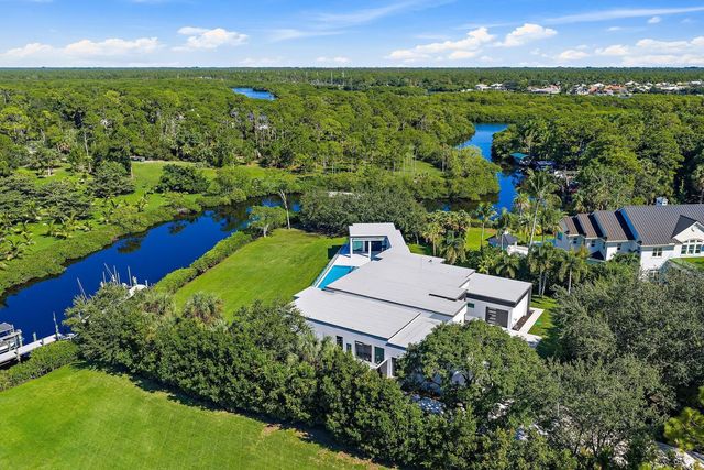 8309 Se Rivers Edge Street, Jupiter