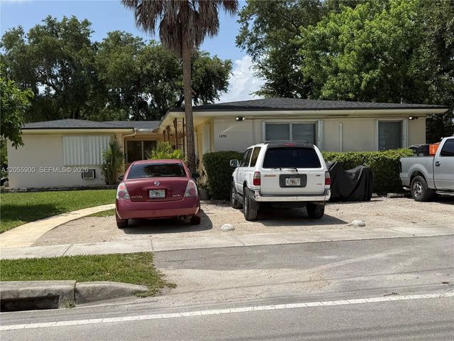 3 of 15 - 1570 Ne 130th Street, North Miami, FL