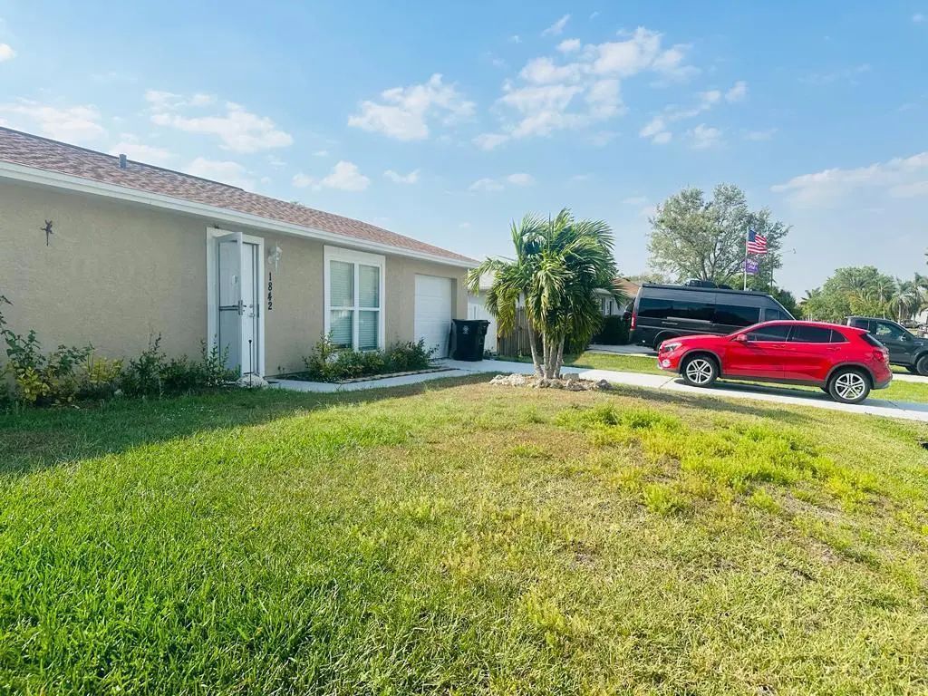 1842 Sw Morelia Lane, Port St. Lucie