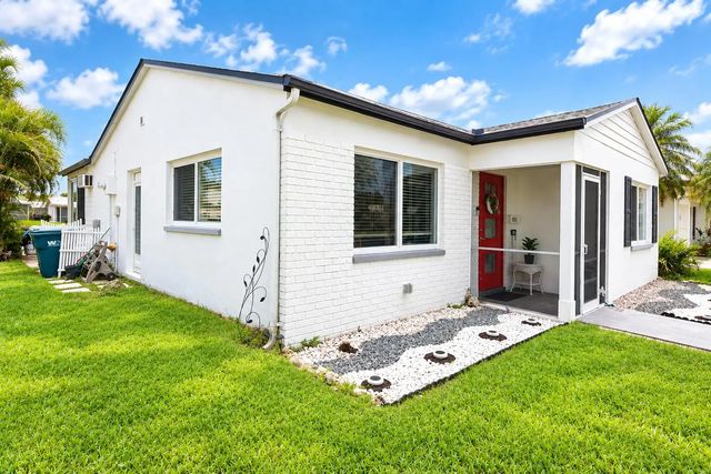 2 of 30 - 8103 Nw 58th Place, Tamarac, FL