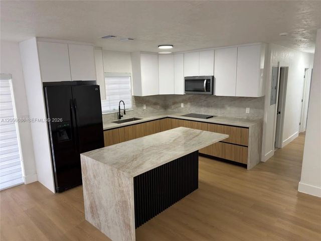 4 of 14 - 17981 Nw 22nd Court, Miami Gardens, FL