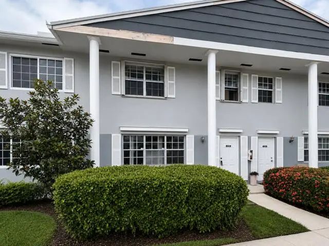 1759 Sw 81st Lane, Davie