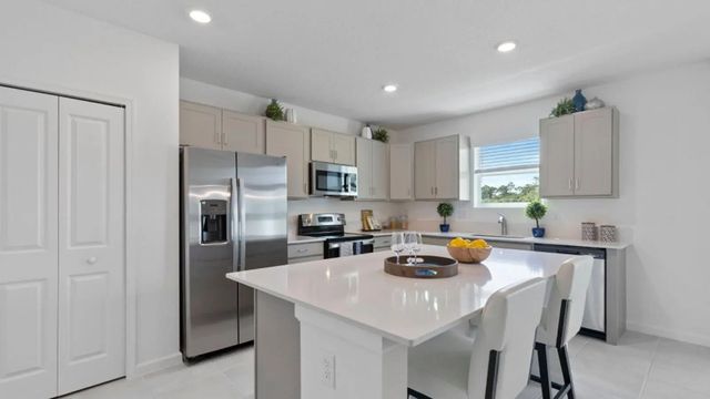 2 of 22 - 3207 Spanish Cedar Place, Fort Pierce, FL