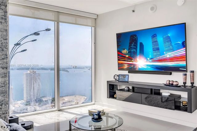 5 of 30 - 495 Brickell Avenue #3702, Miami, FL