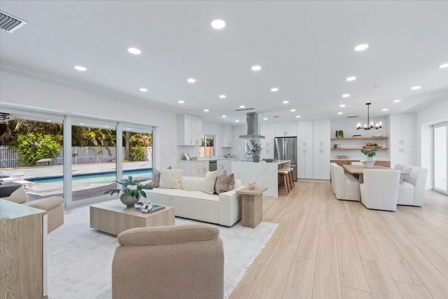 3 of 28 - 2919 Nw 11th Terrace, Wilton Manors, FL