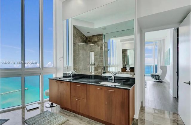 3 of 69 - 15901 Collins Avenue #4301, Sunny Isles Beach, FL