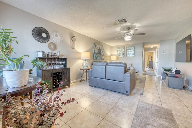 5 of 20 - 5037 Alfred Drive, West Palm Beach, FL