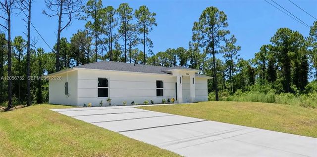 4 of 31 - 1120 Ravenswood Street E, Lehigh Acres, FL