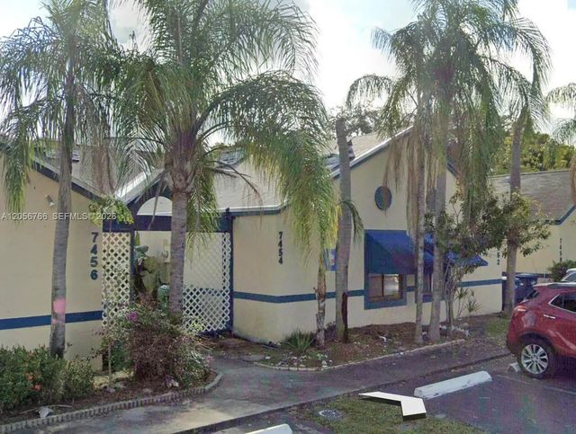 7454 Nw 34th Street, Lauderhill