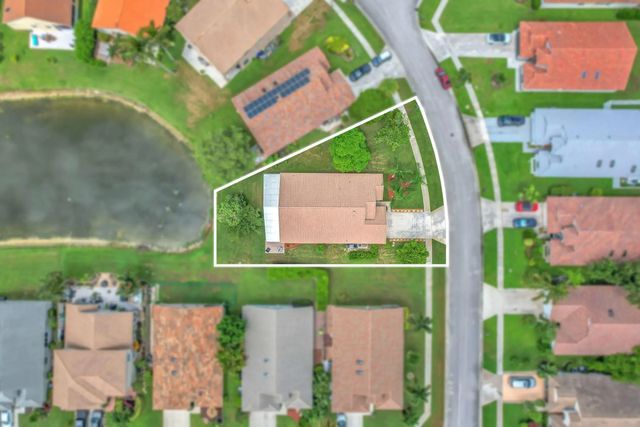 4 of 67 - 8576 Windy Circle, Boynton Beach, FL