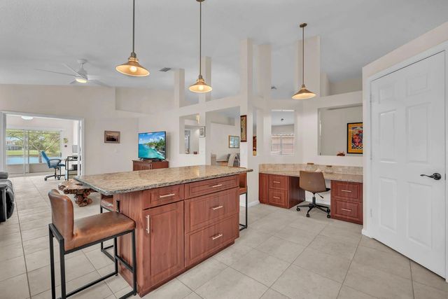 5 of 67 - 8576 Windy Circle, Boynton Beach, FL