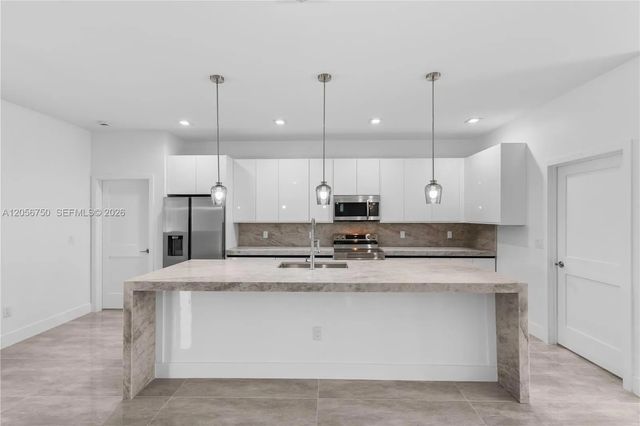 5 of 53 - 1142 Dutchess Street E, Lehigh Acres, FL