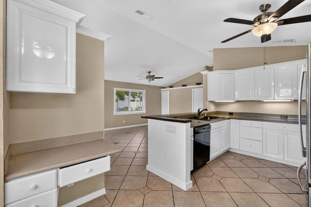 4 of 41 - 166 Raintree, Jupiter, FL