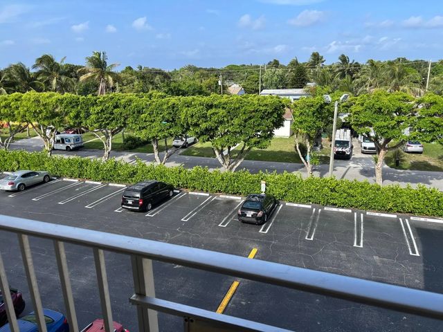 2 of 16 - 2615 Ne 3rd Court #402, Boynton Beach, FL