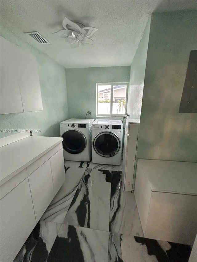 3 of 9 - 5240 Sw 10th Court, Plantation, FL