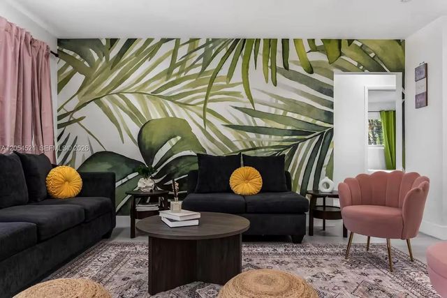 3 of 38 - 2784 Ne 30th Street, Lighthouse Point, FL