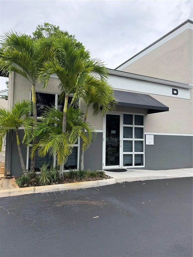 2 of 6 - 13200 Sw 128th Street #d1, Miami, FL